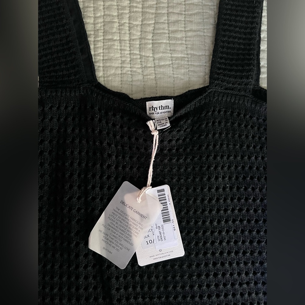 Rhythm Black crochet top - Picture 3 of 7